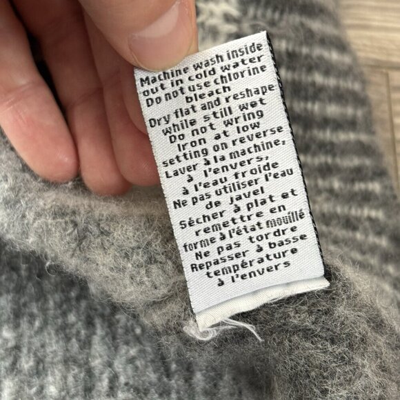 VTG Wool Sweater Womens M Grey Angora Cardigan Full Zip Nordic Fair Isle READ - Picture 12 of 12